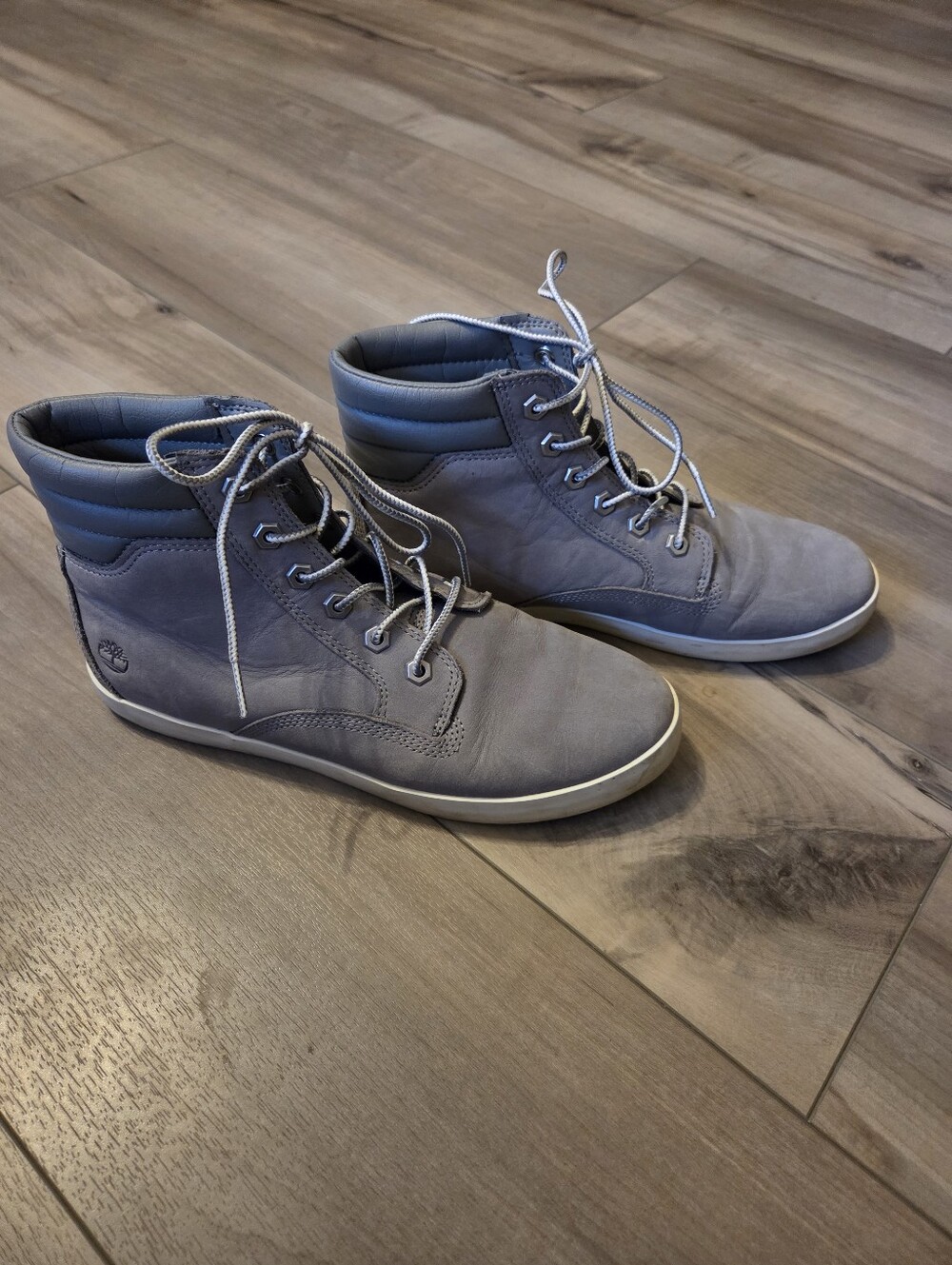 Timberland Women's Gray Chukka Boots Lace-Up High Top